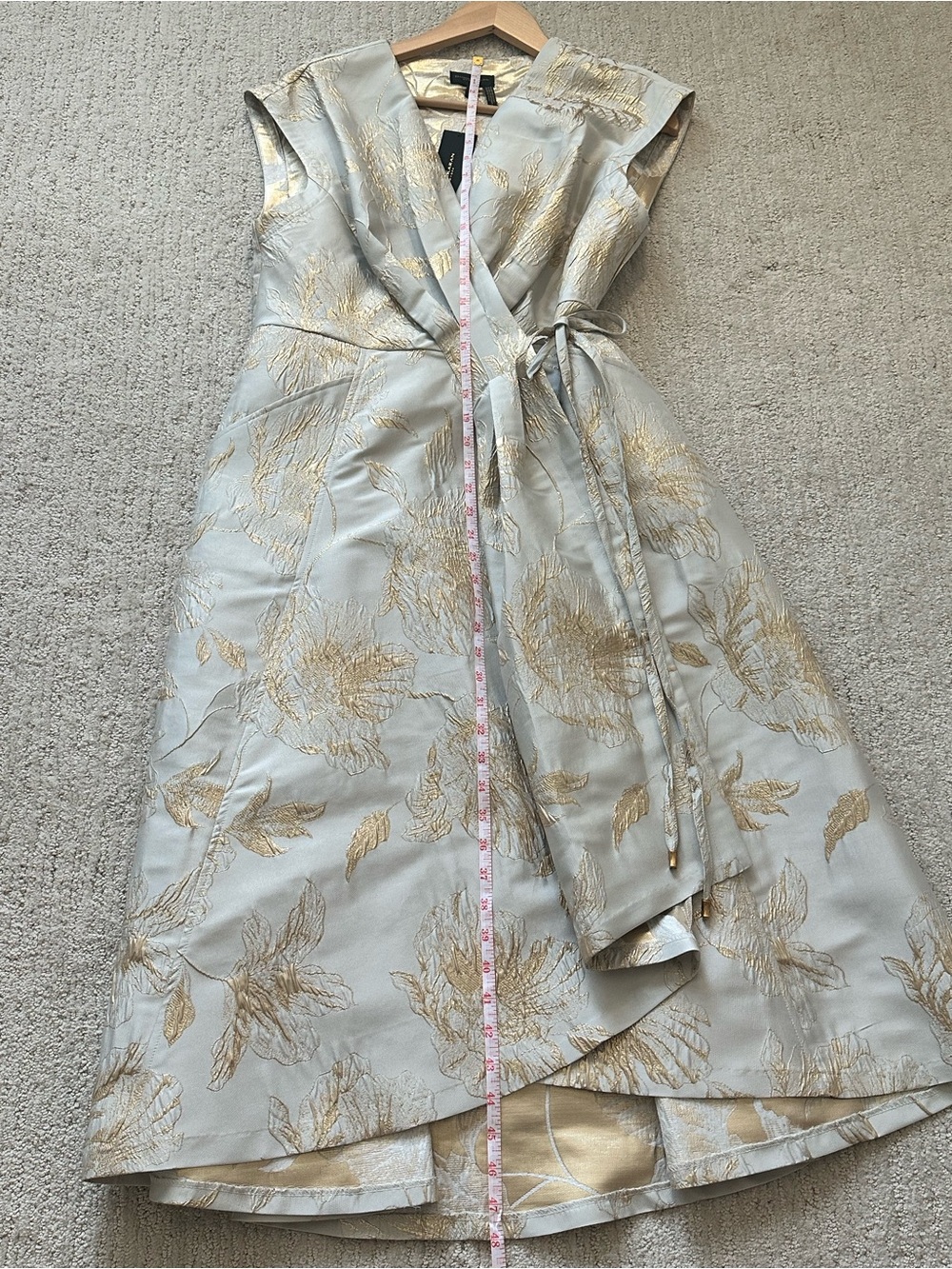 NWT Donna Karan Ivory Gold Floral Jacquard Wrap Midi Dress - Size 12 - Picture 12 of 12